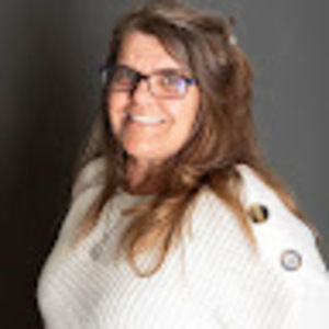 Meet your Posher, Denise